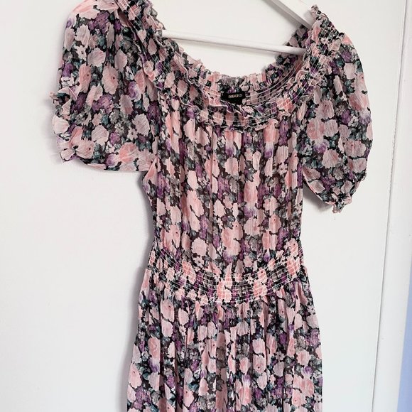 F21 Floral Mesh Layered Off-The-Shoulder Maxi Dress - Picture 2 of 4